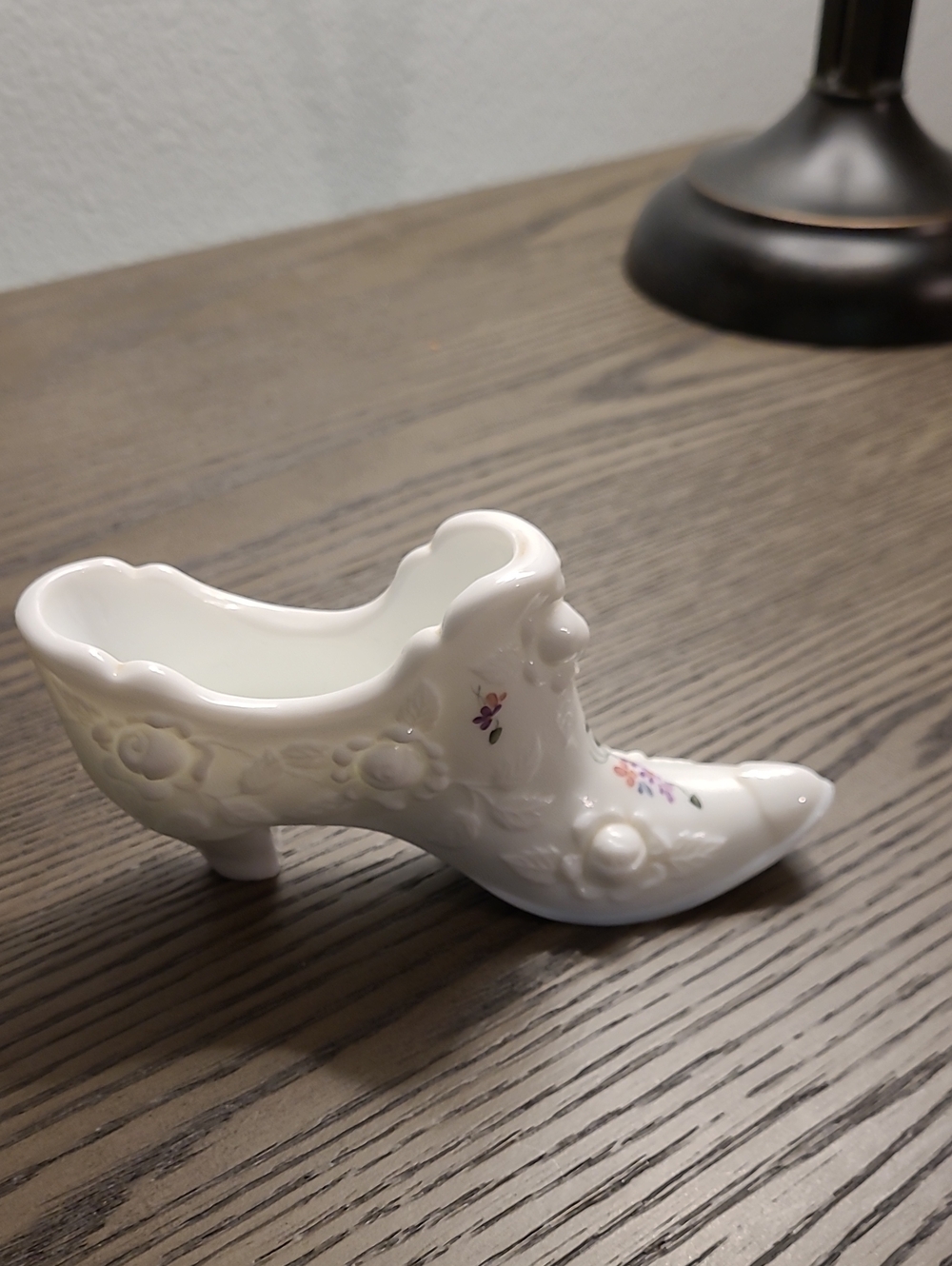 Rare Fenton Shoe With Sticker  Hand painted By P. Hayhurst